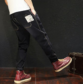 Modern férfi farmer három színben, elülső zsebbel