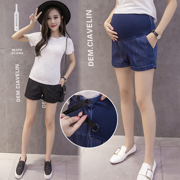 Pantaloni scurți de blugi pentru gravide în două culori