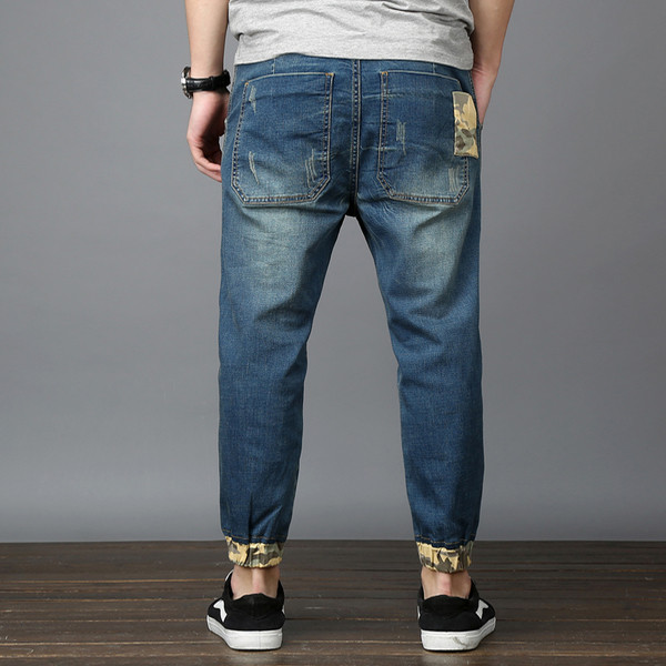 Blugi barbatesti model lat cu motive de camuflaj