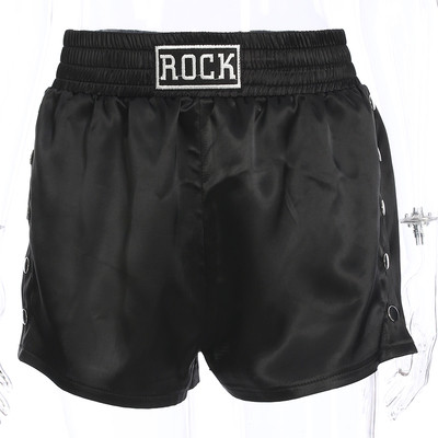 Pantaloni scurti dama sport-casual in model larg cu nasturi laterali