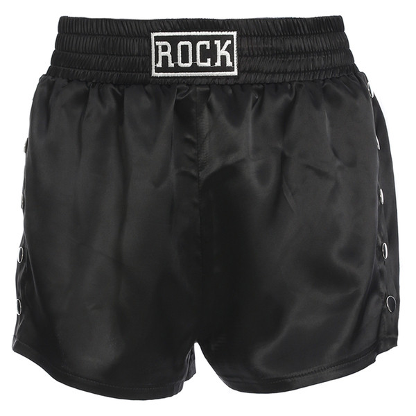 Pantaloni scurti dama sport-casual in model larg cu nasturi laterali