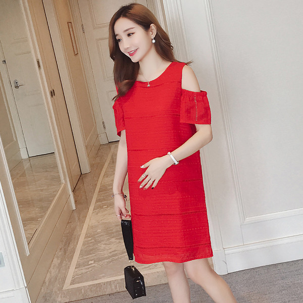 Rochie roșie elegantă pentru gravide