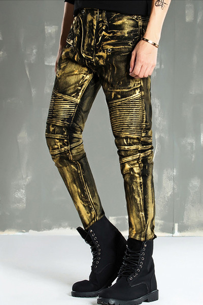 Ανδρικά τζιν με εξωτερικές ραφές