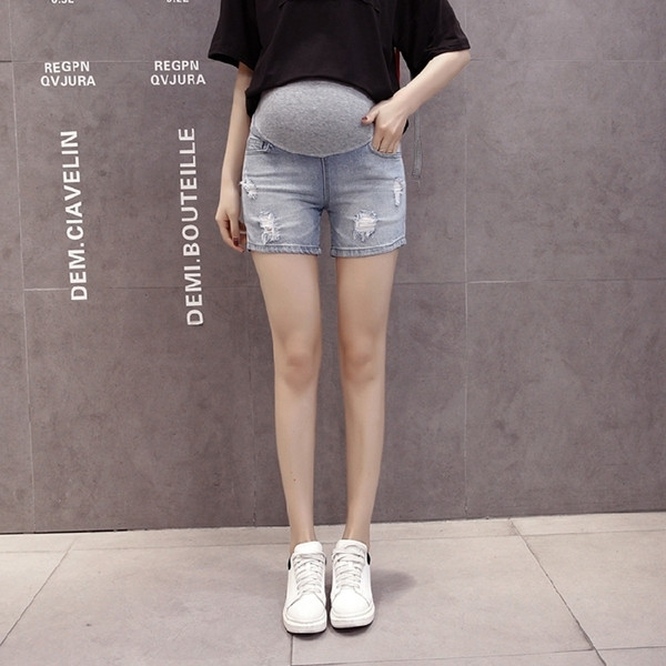 Γυναικεία σύντομα τζιν για έγκυες γυναίκες