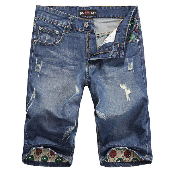 Blugi scurti pentru bărbați cu căptușeală colorată și motive rupte
