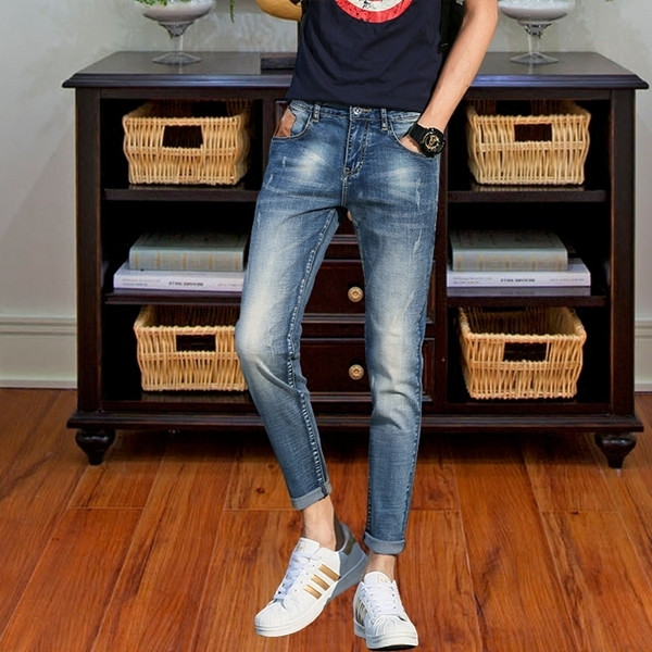 Új modell nyári férfi farmer modell Slim