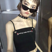 Maiou de damă scurt zilnic cu inscripție și broderie, de culoare neagră