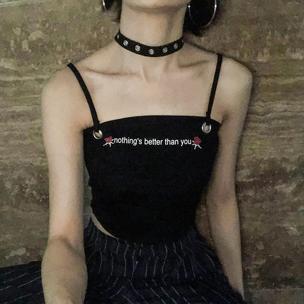 Maiou de damă scurt zilnic cu inscripție și broderie, de culoare neagră