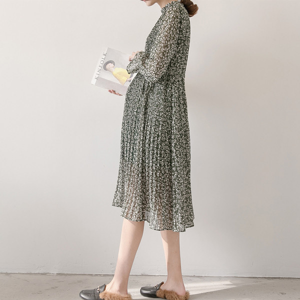 Hosszú ruha terhes nőknek három színben