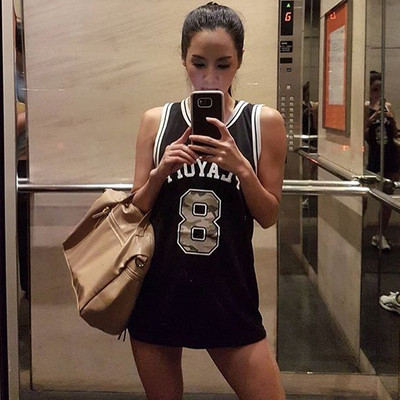 Αθλητικό μπέιζμπολ γυναικείο αμάνικο σε μαύρο χρώμα