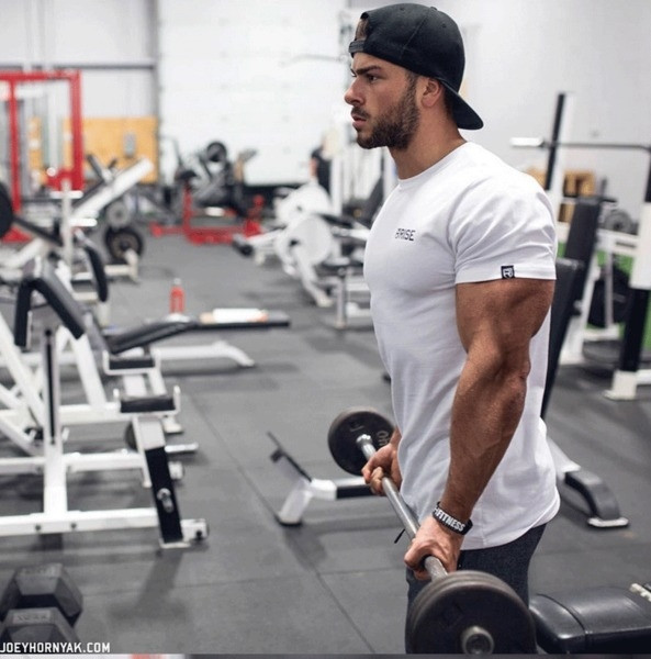 Ανδρικό μπλουζάκι σε διάφορα χρώματα