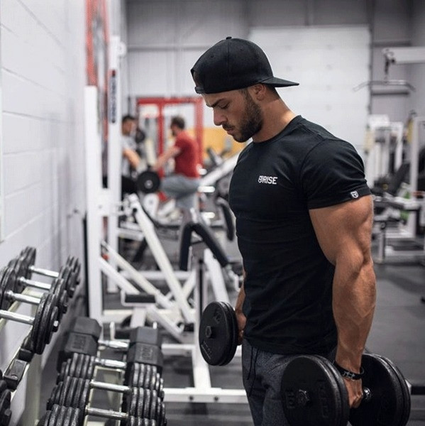 Ανδρικό μπλουζάκι σε διάφορα χρώματα