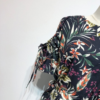 Modern női ruha 3/4-es ujjú virágmintás, O-nyakú