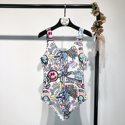 Costum de baie plin colorat de damă în trei imprimeuri diferite