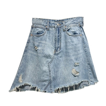 Σύγχρονη γυναικεία φούστα denim με σχισμένα στοιχεία