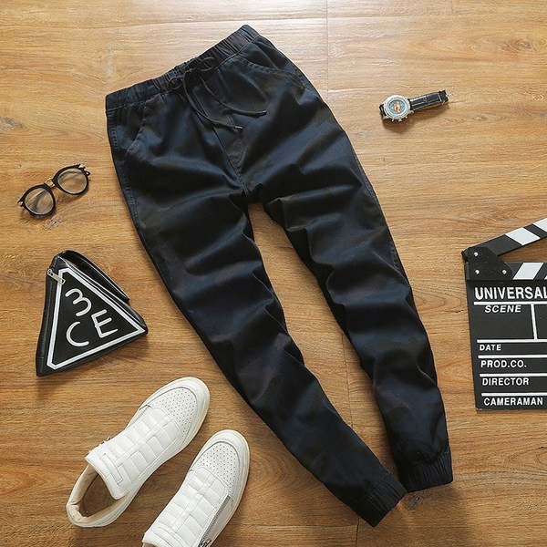 Ανδρικά παντελόνια σε διάφορα χρώματα με καμουφλάζ  μοτίβο