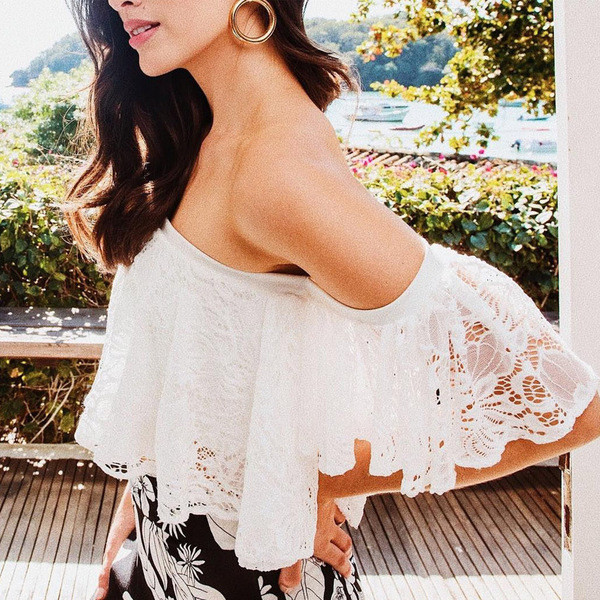 Tricou dama din dantela cu captuseala alba