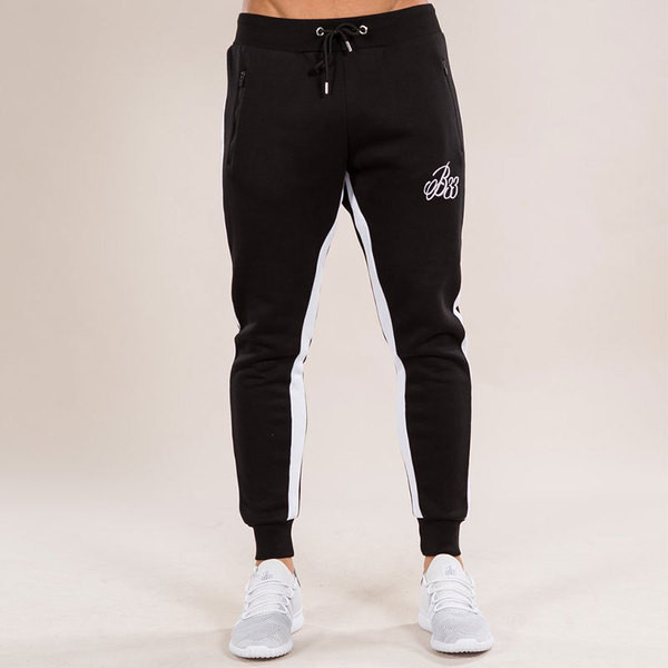 Ανδρική καθημερινή φόρμα  με κόκκινες άκρες και κεντήματα