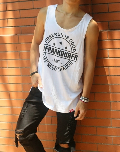 Ανδρικό μπλούζα φαρδύ σχέδιο σε τρία χρώματα με επιγραφή