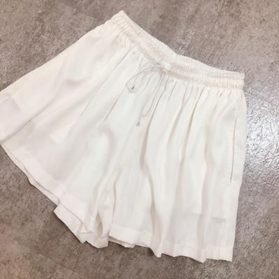 Γυναικεία σορτς σε διάφορα χρώματα, ευρύ σχέδιο σε ελαστική μέση