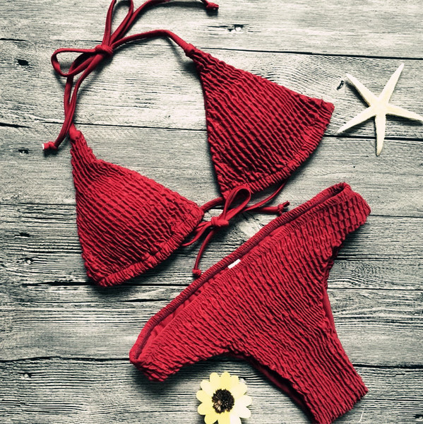 Дамски небрежен бански в семпъл модел в цвят бордо