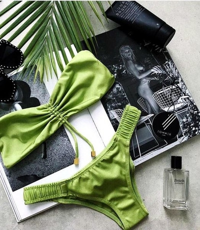 Дамски бански от две части в три цвята - семпъл дизайн