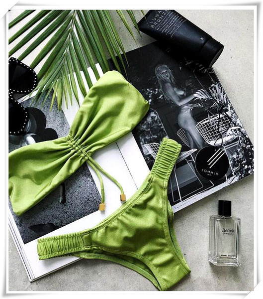 Дамски бански от две части в три цвята - семпъл дизайн