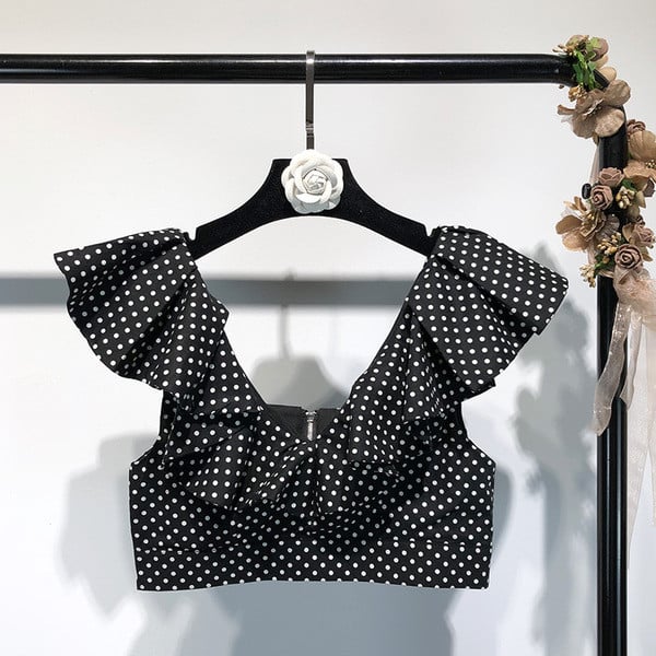 Стилно дамско бюстие с ръкави в черен цвят на точки