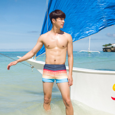 Мъжки бански боксерки в различни цветове