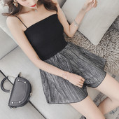 Дамски модерни къси панталони в два цвята