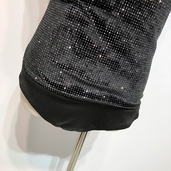 Елегантно дамско боди с една презрамка - лъскаво