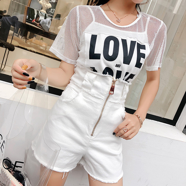 Къси дамски панталони с висока талия и цип в черен цвят