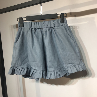 Дамски изчистени къси панталони