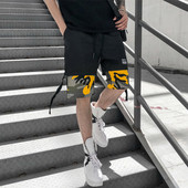 Мъжки къси панталони с камуфлажни елмементи и колани