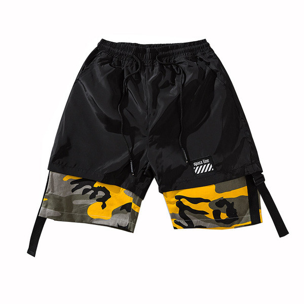 Мъжки къси панталони с камуфлажни елмементи и колани