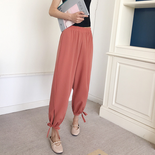 Ежедневни дамски панталони широк модел в три цвята