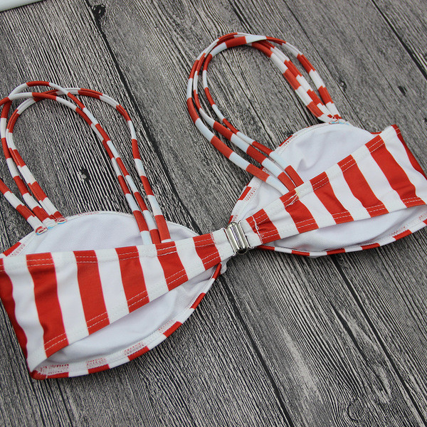 НОВ дамски бански в червен цвят на райе от две части с връзки