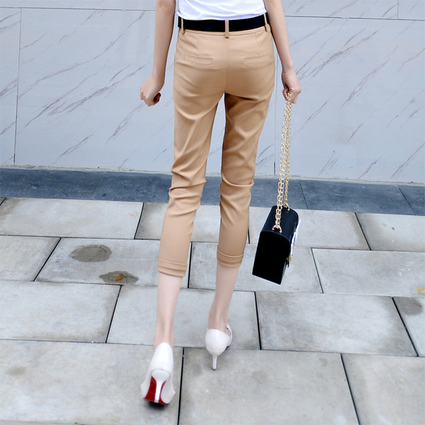 Ежедневен дамски панталон Slim модел в два цвята