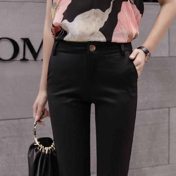 Елегантен черен дамски панталон Slim модел