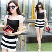 Дамски стилен комплект в черен цвят с бели ивици и дантела