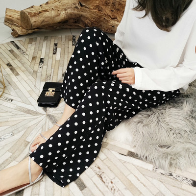 Ежедневен дамски панталон в жълт цвят на точки