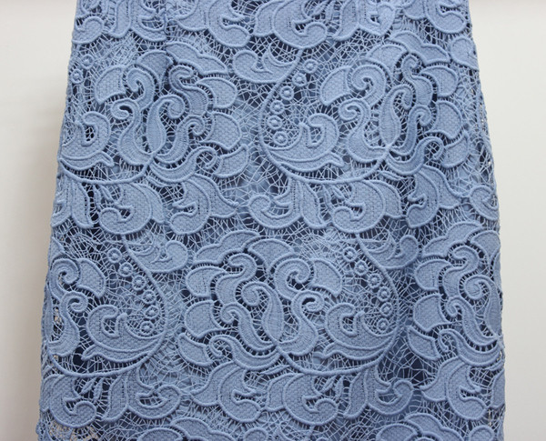 Дантелена пола с подплата и висока талия в няколко цвята