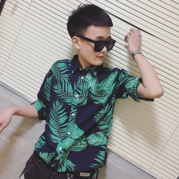 Мъжка риза с къс ръкав с флроални мотиви в три цвята