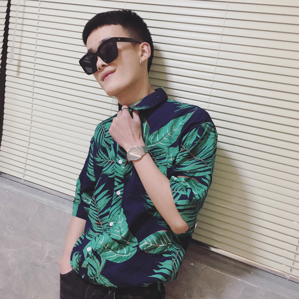 Мъжка риза с къс ръкав с флроални мотиви в три цвята