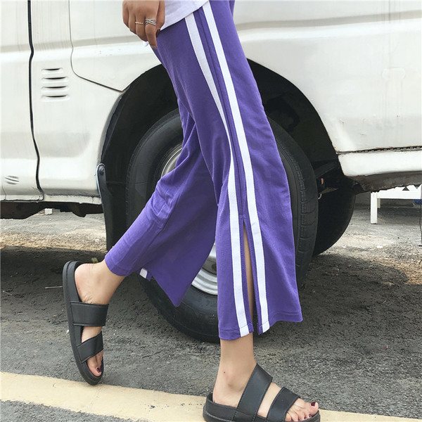 Широк панталон с цепки и кант в различни цветове