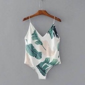 Дамски цял бански с тънки презрамки и V-образно деколте