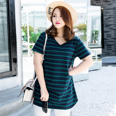 Дамска раирана туника с къс ръкав и O-образно деколте в три цвята