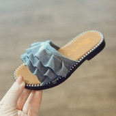 Ежедневни детски чехли за момиче на равна подметка