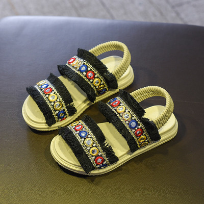 Детски сандали за момиче с камъни и ресни в три цвята