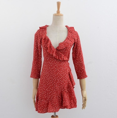 Rochie casual de dama cu decolteu in V in negru si rosu